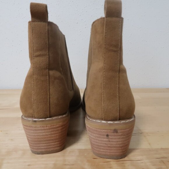 Miim Tan Suede Chelsea Ankle Boots Women’s Size 9 Fall Booties - Picture 5 of 13